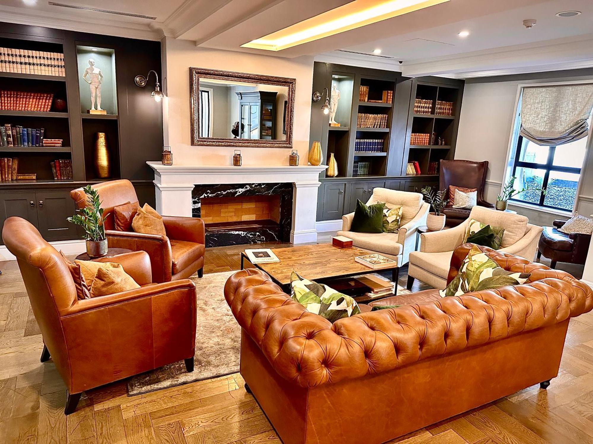 The Weinberg Windhoek Bagian luar foto Library at the residence of the Ambassador of the United States to the Republic of Korea